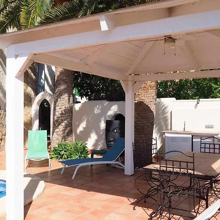 Villa Frente A La Bahia Con Piscina Privada Y Bbq
