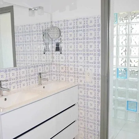 Frente A La Bahia Con Piscina Privada Y Bbq Villa